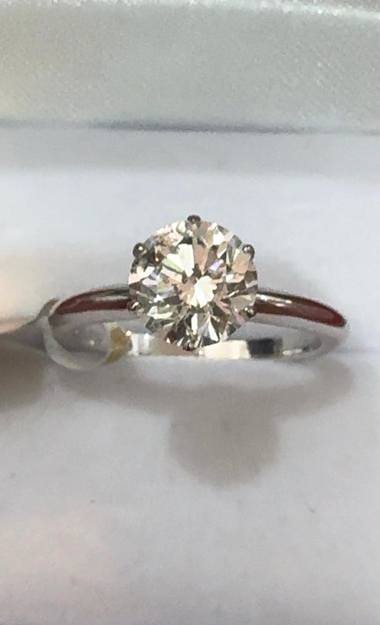 A Luxury Diamond Solitaire 2ct, 18ct White Gold