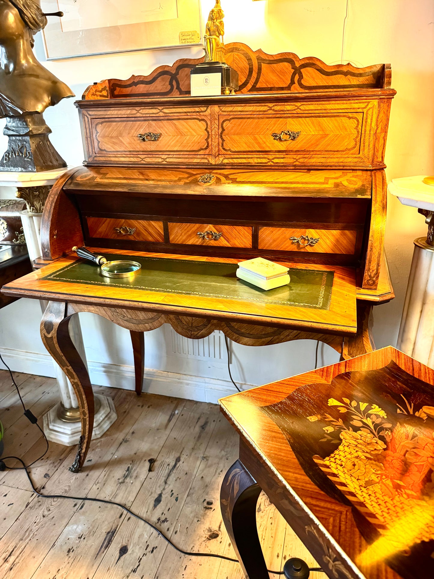 19th Century French walnut and Kingwood Bureau De Dame