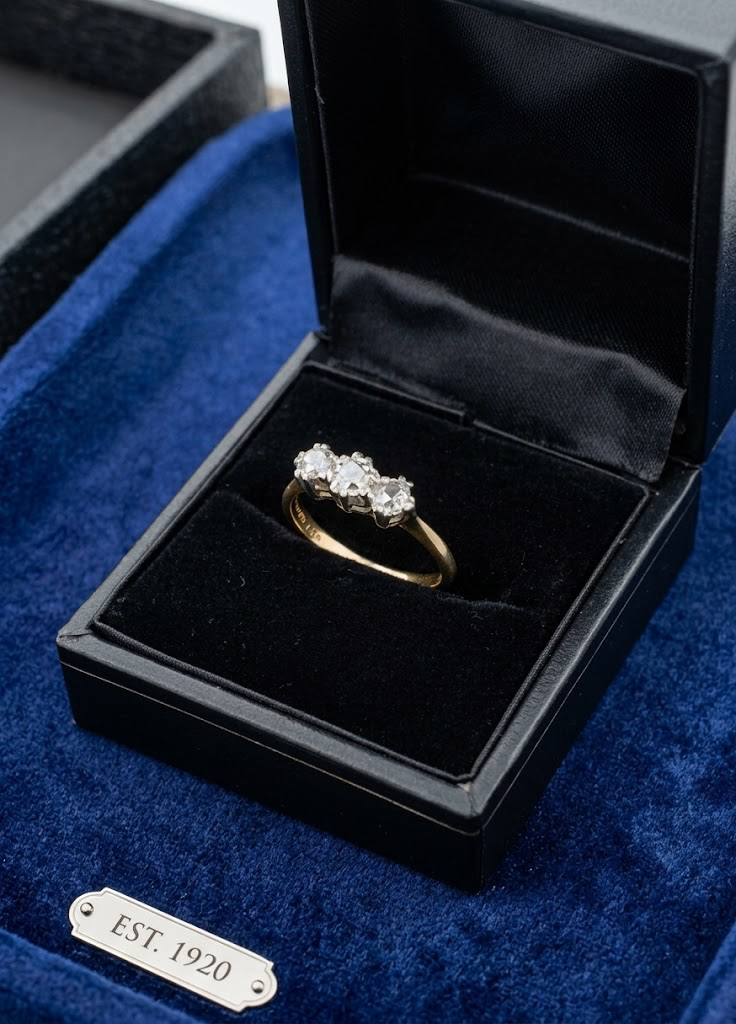 Diamond Trilogy 18ct Gold Ring