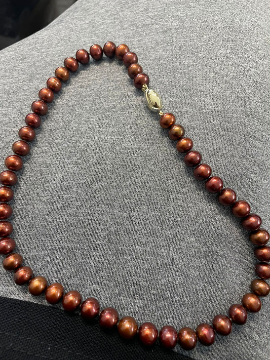 String Of Chocolate Pearls 9ct Gold Clasp