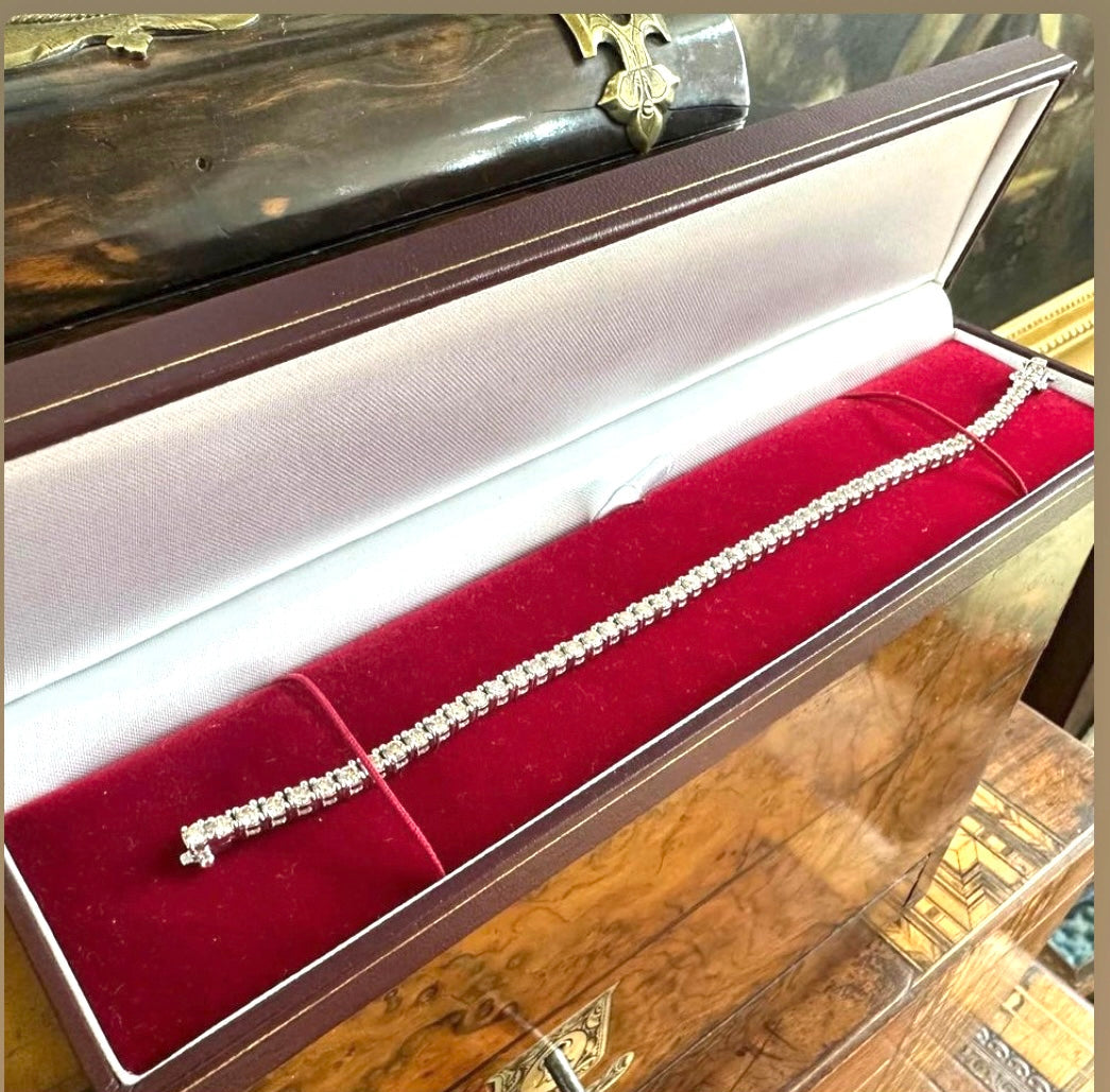 Platinum Diamond bracelet 5.02ct