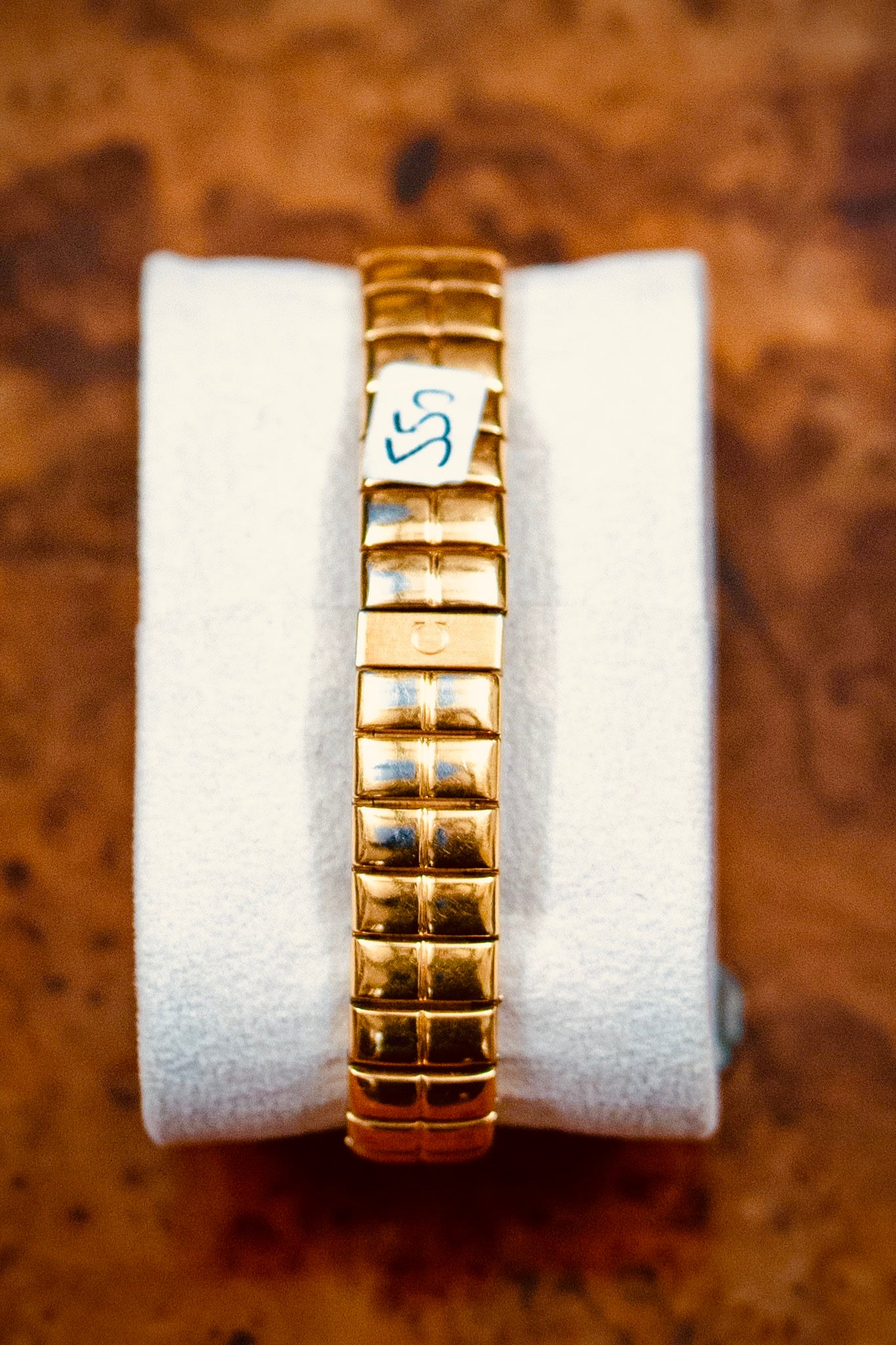Ladies Omega 9ct Gold
