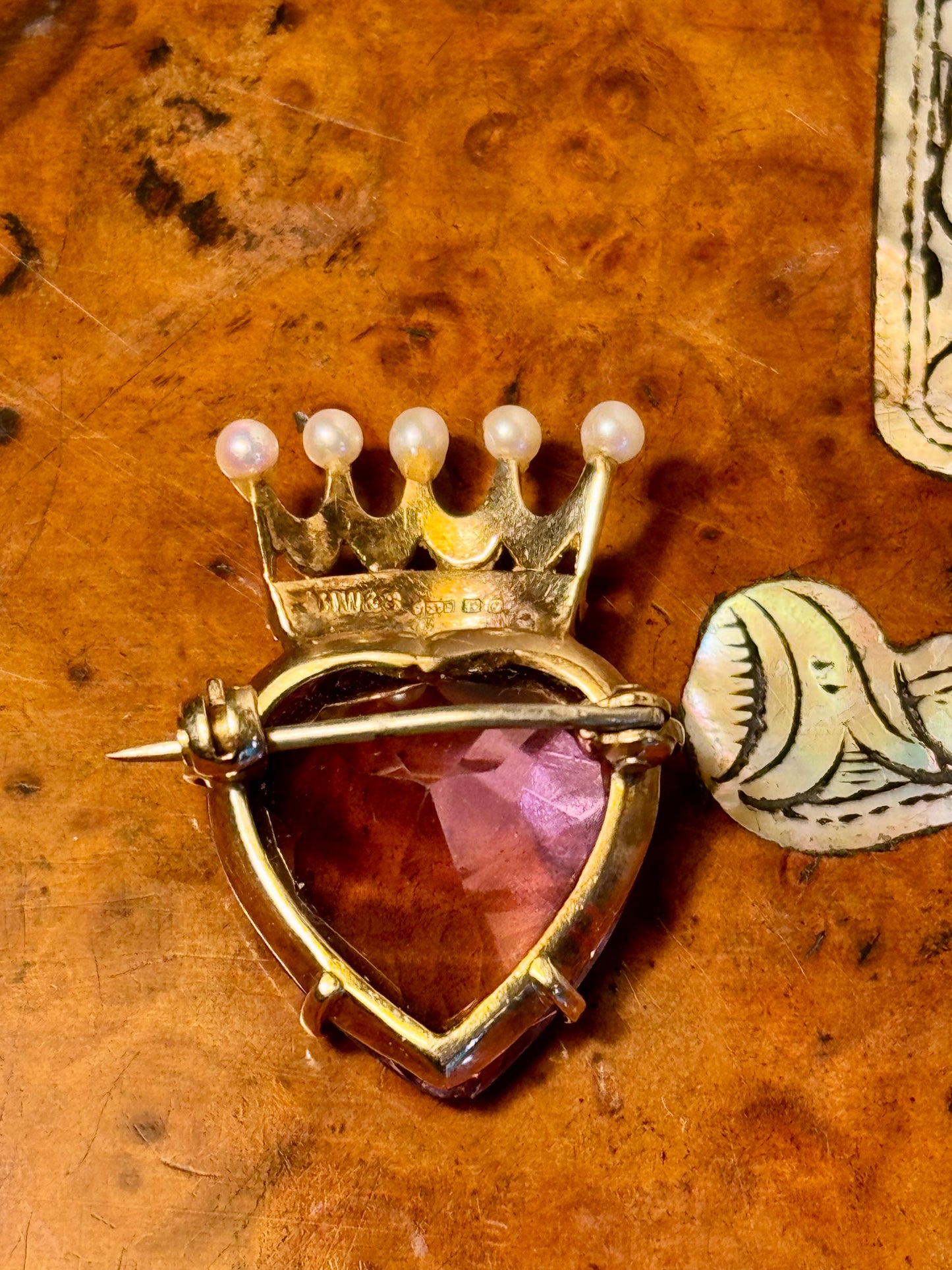 Amethyst Pearl and 9k Gold Brooch