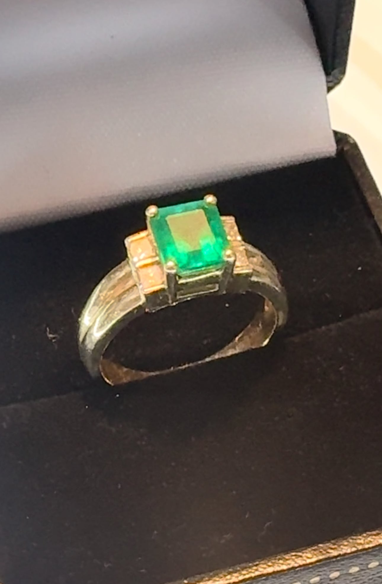 Emerald and Diamond Ring Yellow Gold