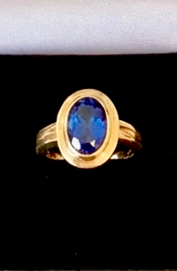 Oval Sapphire Ring and Yellow Gold SOLD