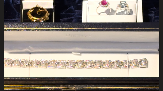 Diamond Bracelet Art Deco Style 14ct. Diamonds 5.84carats WGI Certificate.