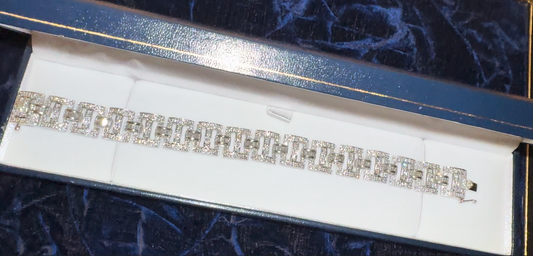 Diamond Bracelet Art Deco Style 14ct. Diamonds 5.84carats WGI Certificate.